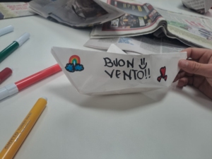 BUON VENTO: Costruzione barchette di carte e incontro con Federica di Global Sumud Flottila – HeART of Gaza 13/02/2026